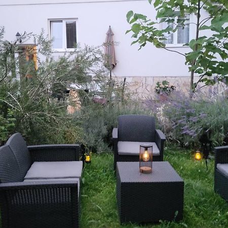 Padova 2 Apartment Banjol ภายนอก รูปภาพ