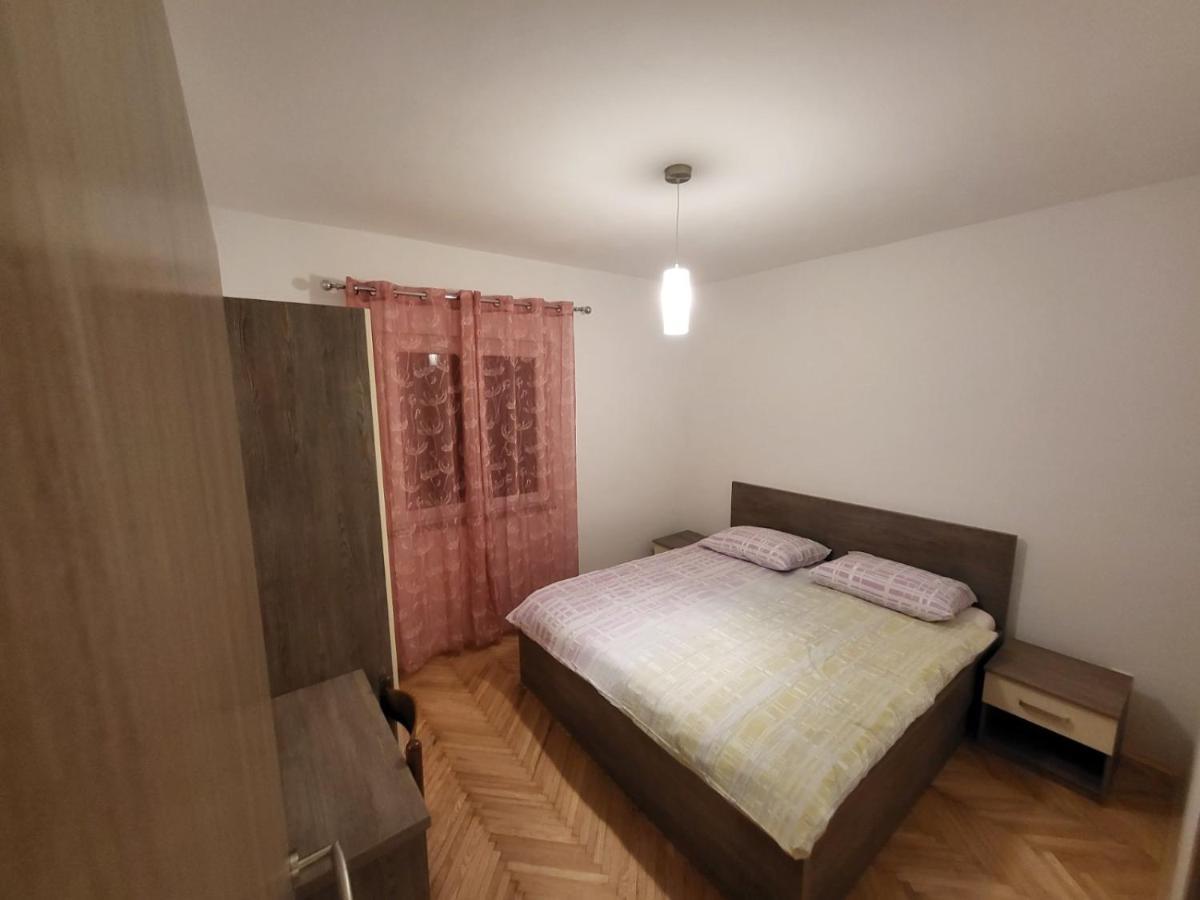 Padova 2 Apartment Banjol ภายนอก รูปภาพ